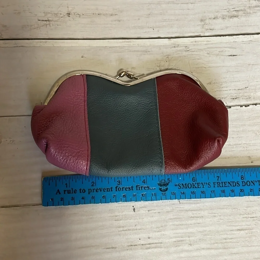 Like New Elophina Tricolor Leather Kiss Lock Make Up Pouch